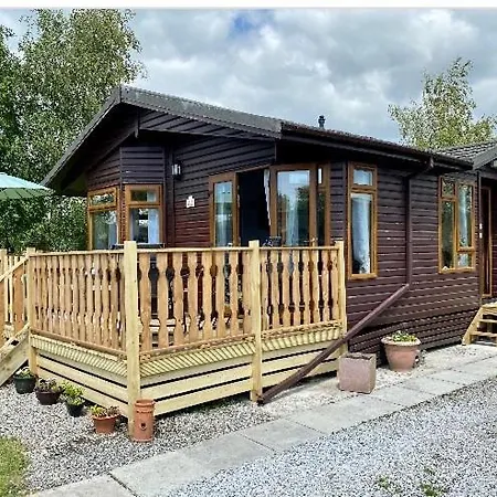 Dot'S Place 1 Carnforth Exterior photo